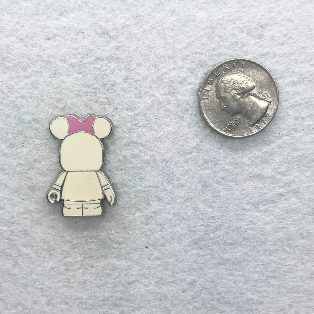 🔮 5/$25 Disney Vinylmation Minnie Mouse Bow‎ Pin